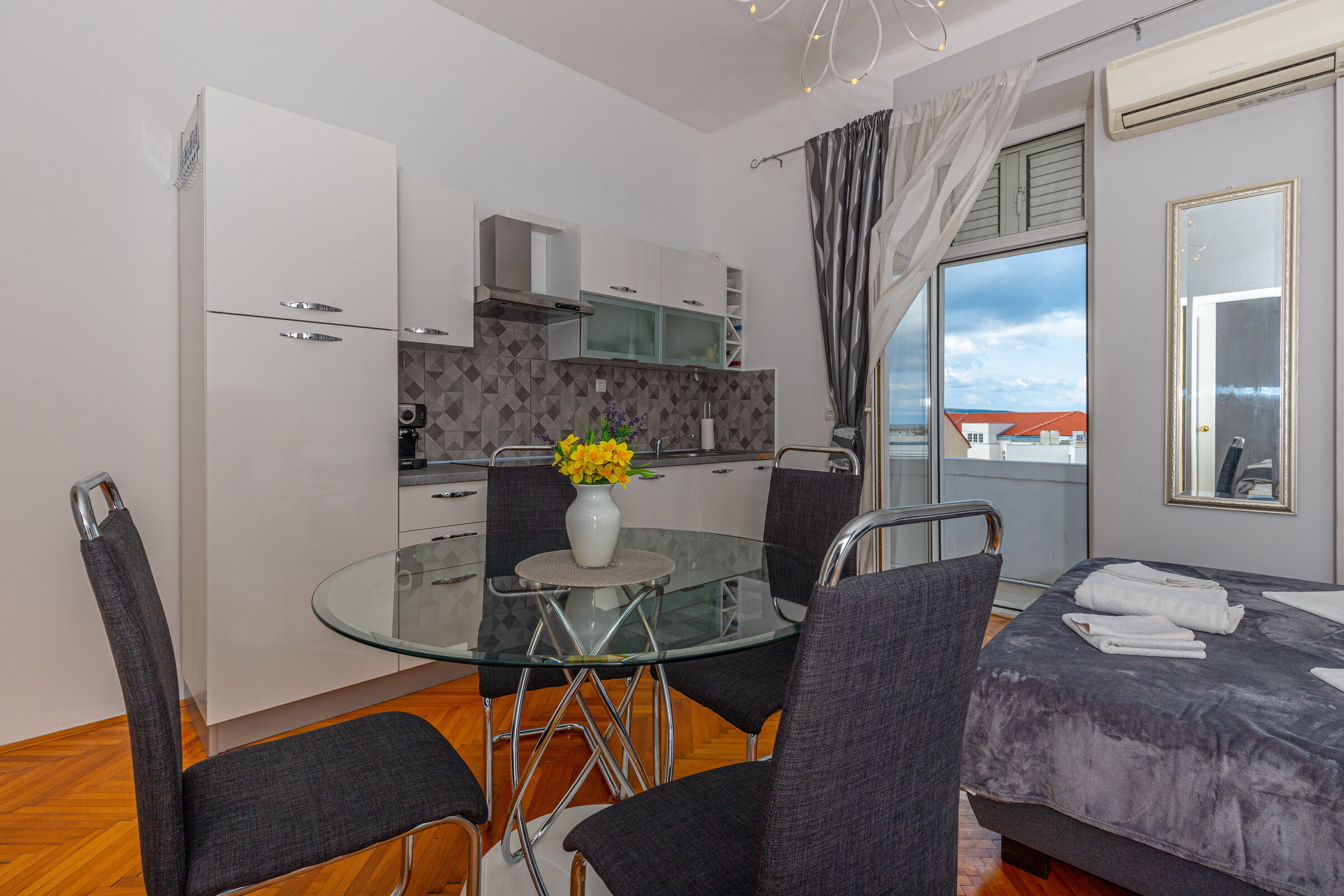 Apartment Tea 99181-A1