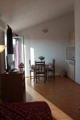 Apartments Radmila 99231-A1