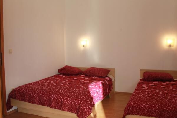 Apartments Radmila 99231-A1