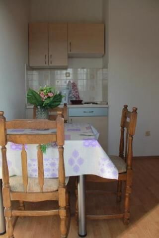 Apartments Radmila 99231-A1