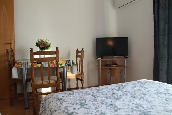 Apartments Radmila 99231-A2