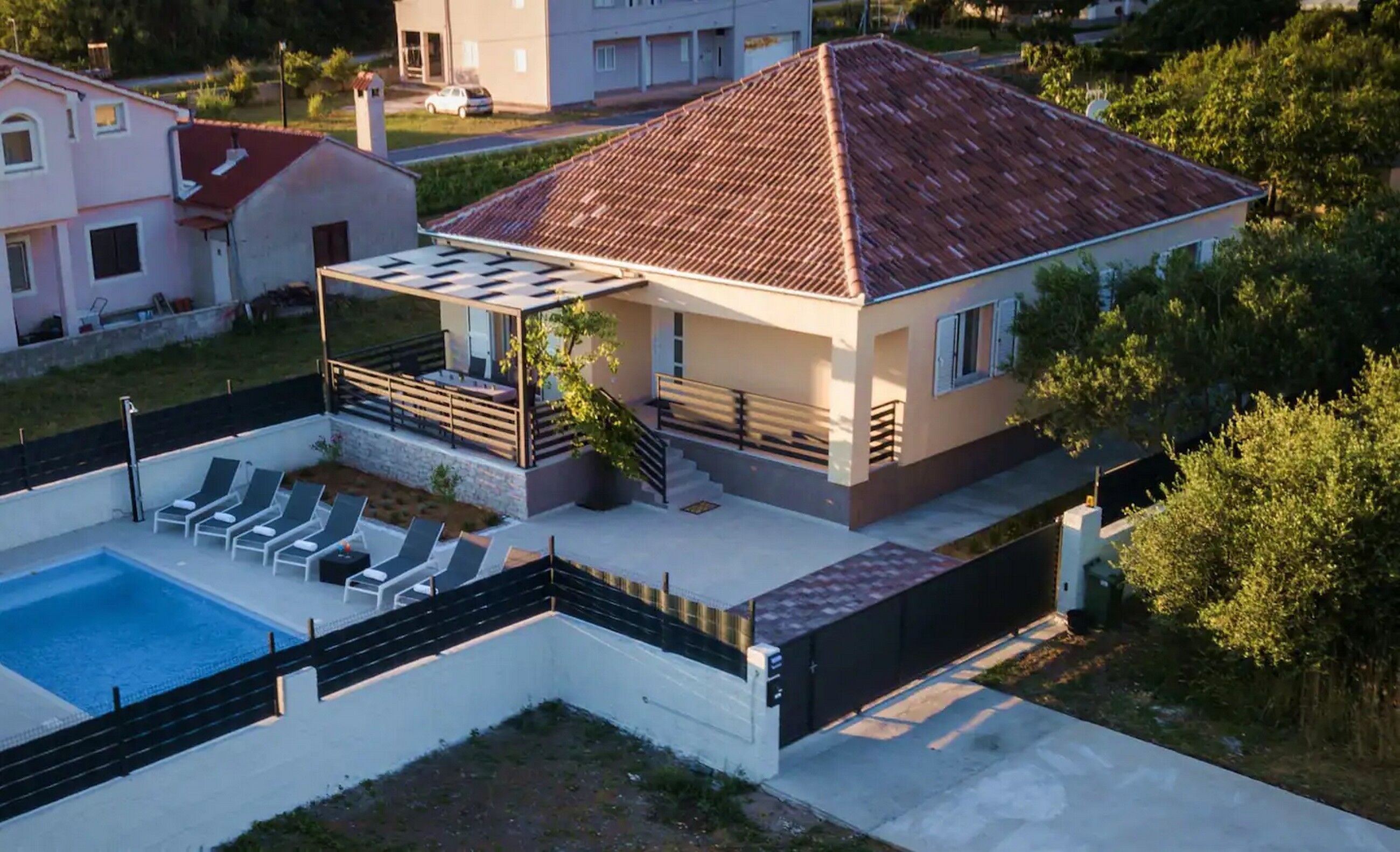 Villa Residence Sunrise V8012-K1