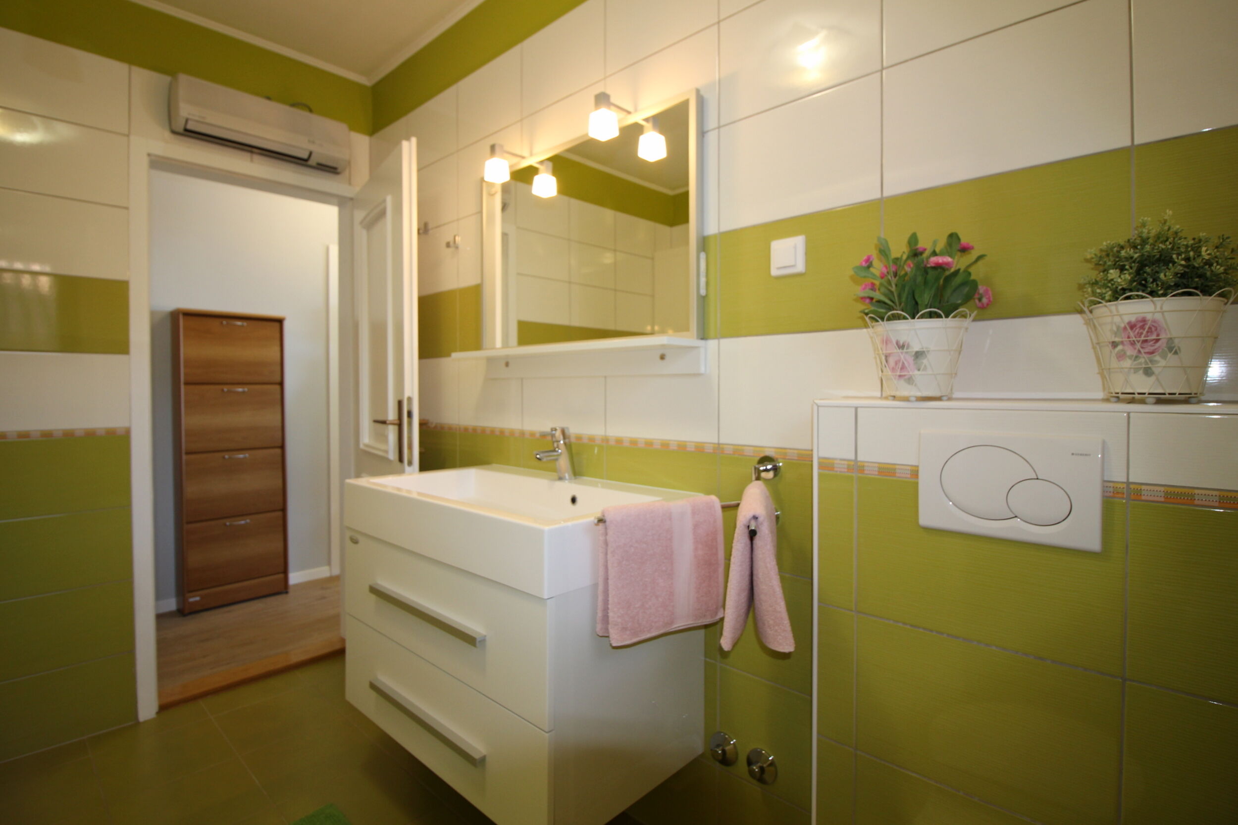 Apartments Tancel 64724-A2