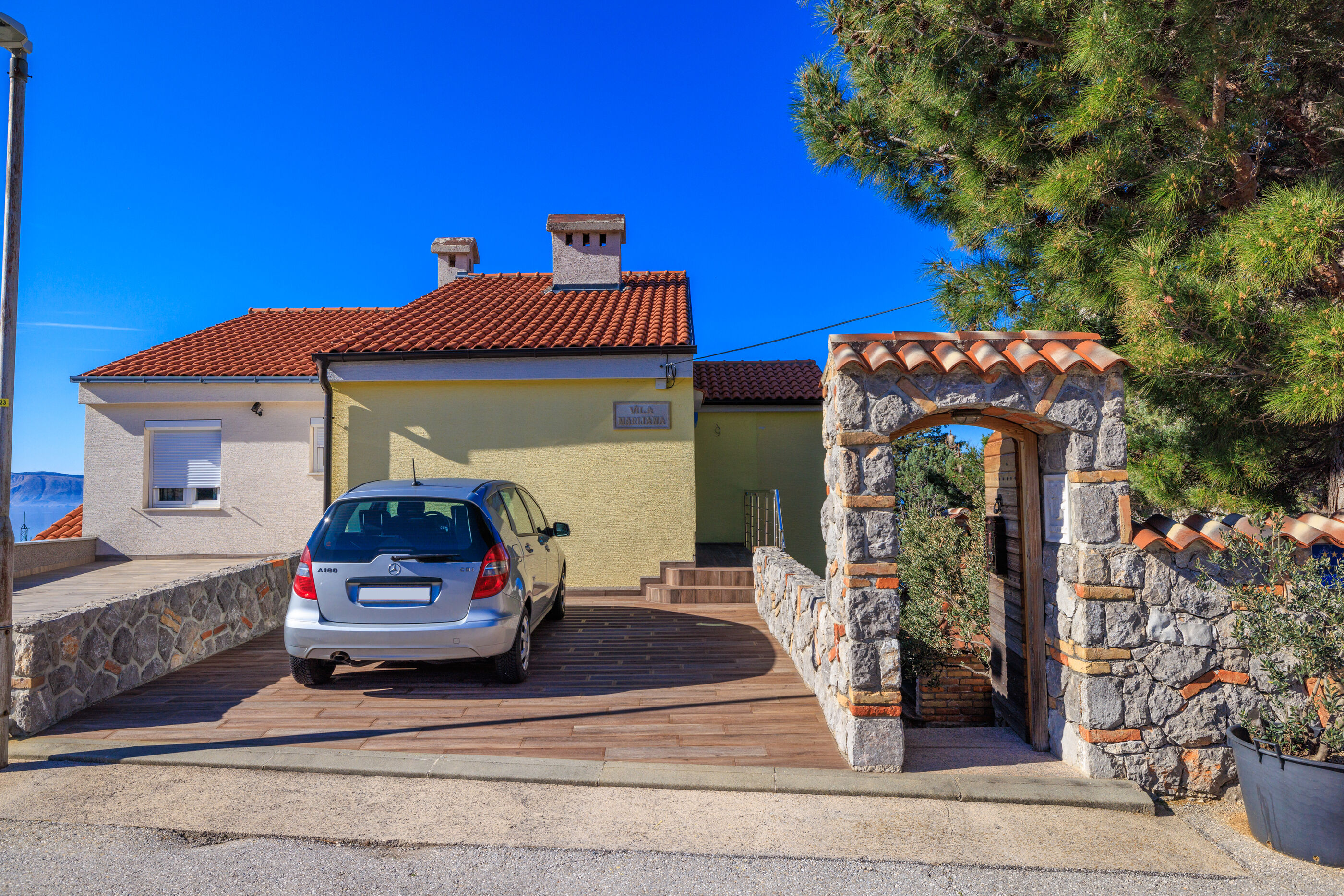 Apartment Marijana 97831-A1