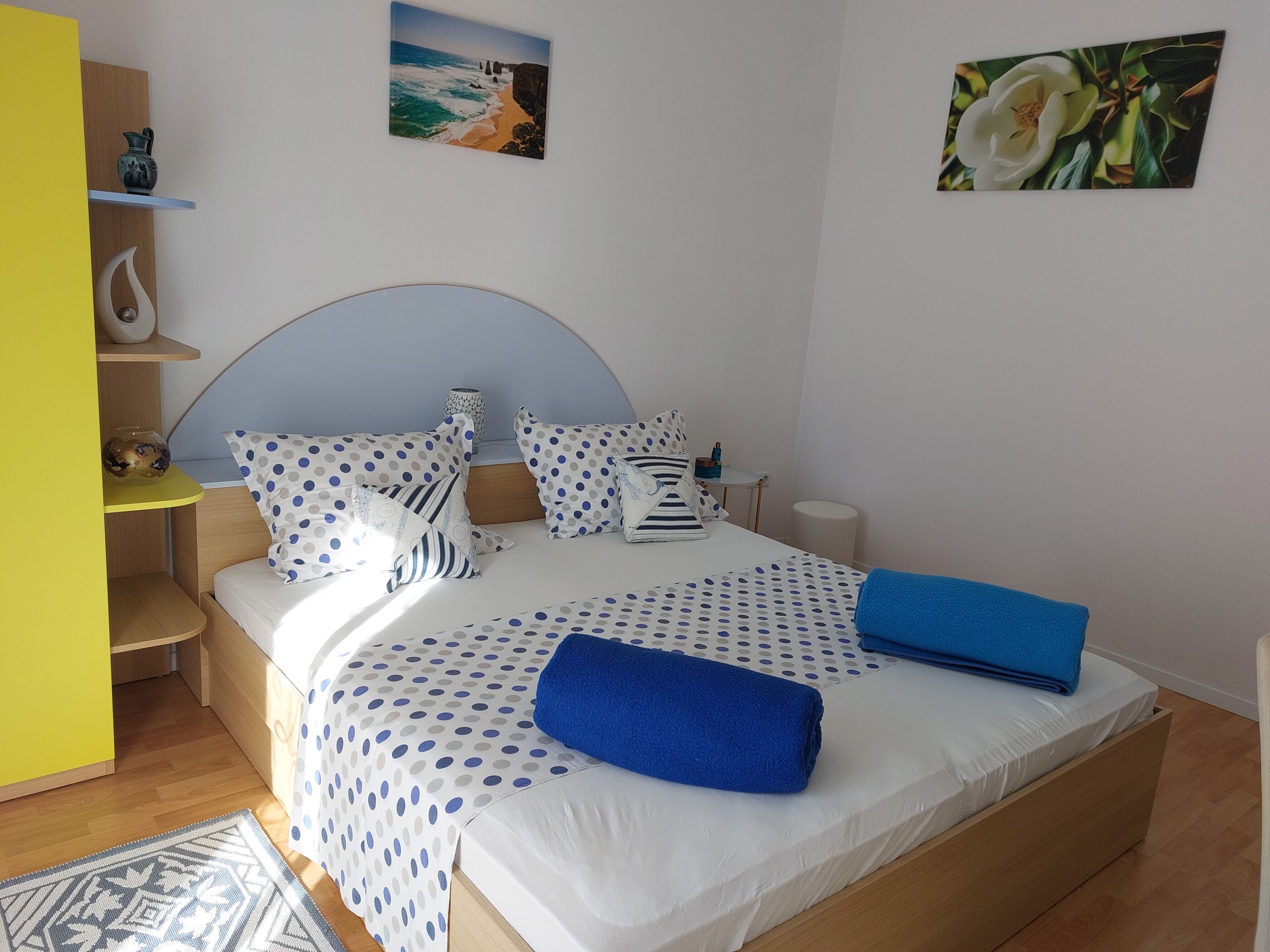 Apartments Zvonimir 40781-A1