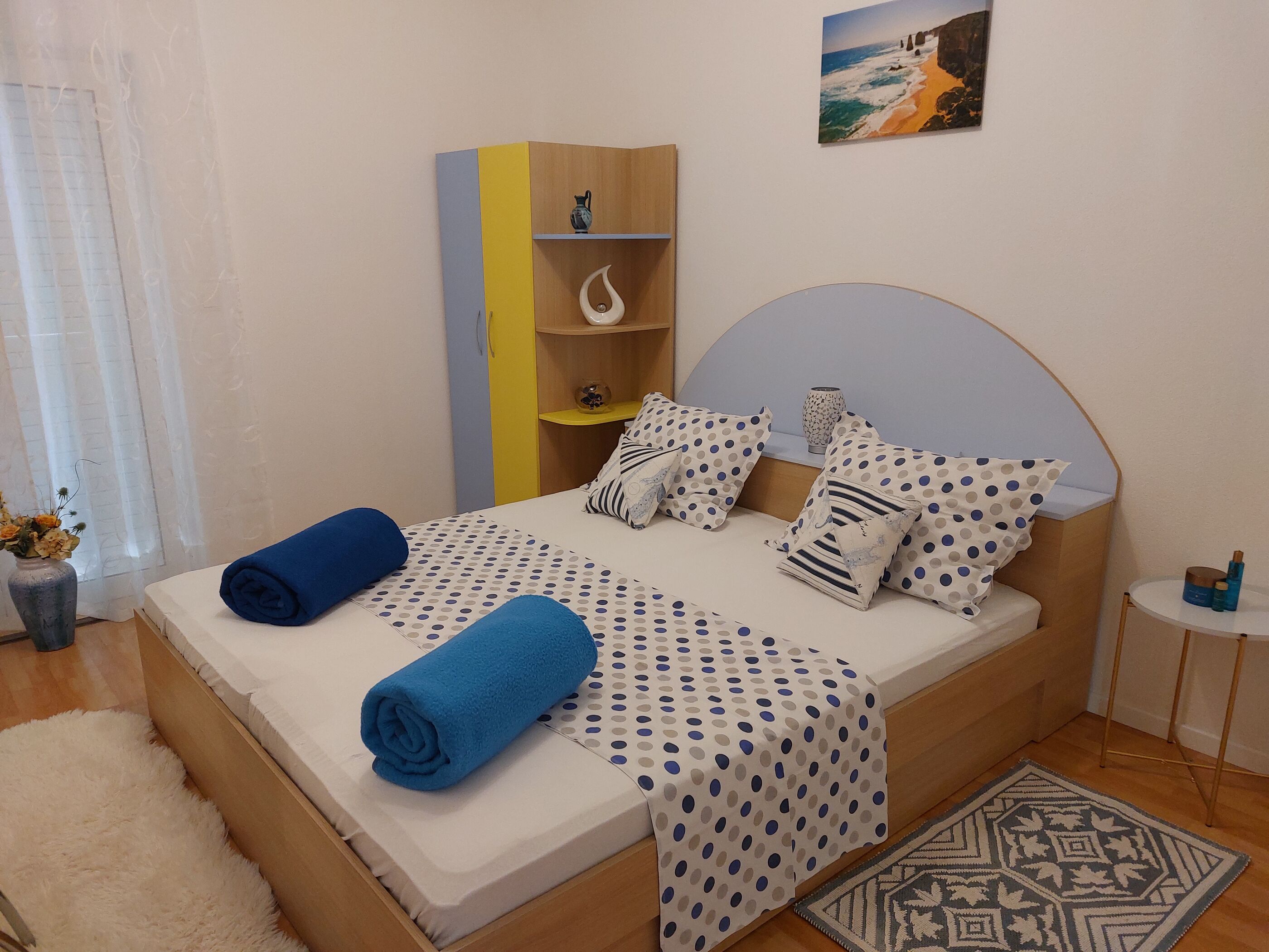 Apartments Zvonimir 40781-A1