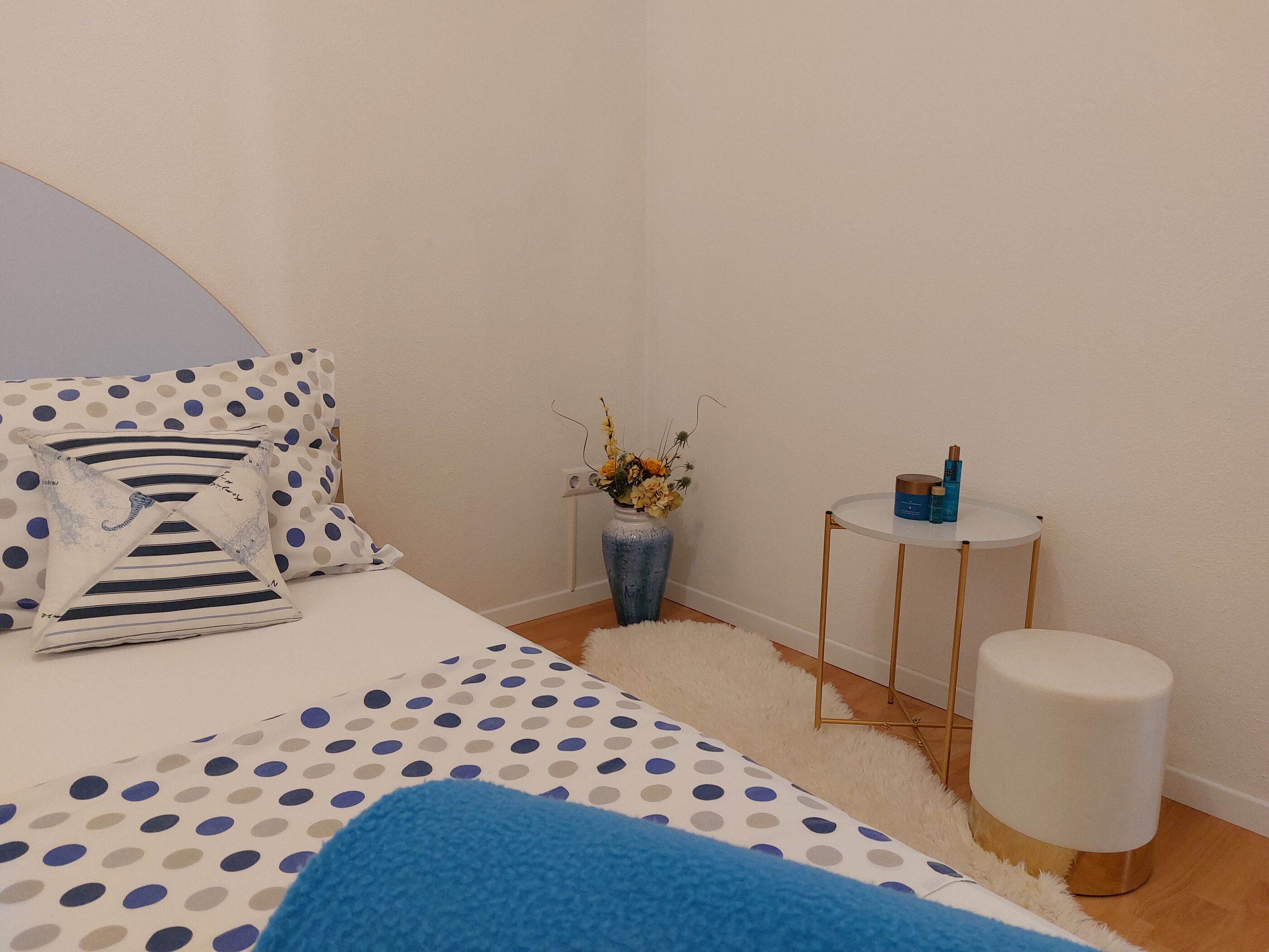 Apartments Zvonimir 40781-A1