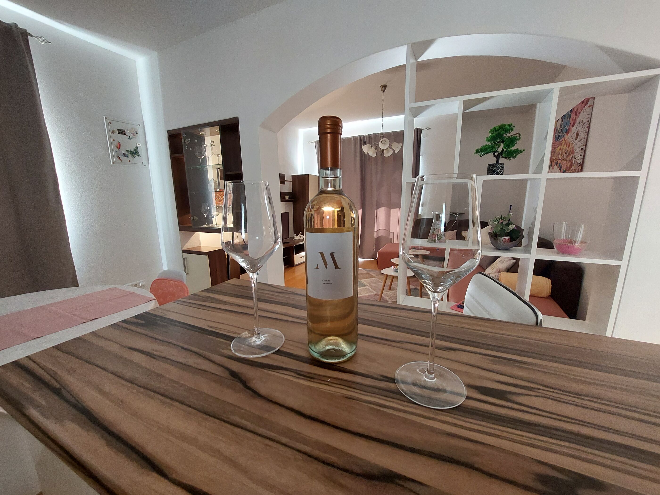Apartments Zvonimir 40781-A1