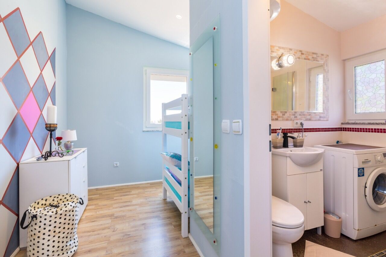 House Holiday House Biloš 43915-K1