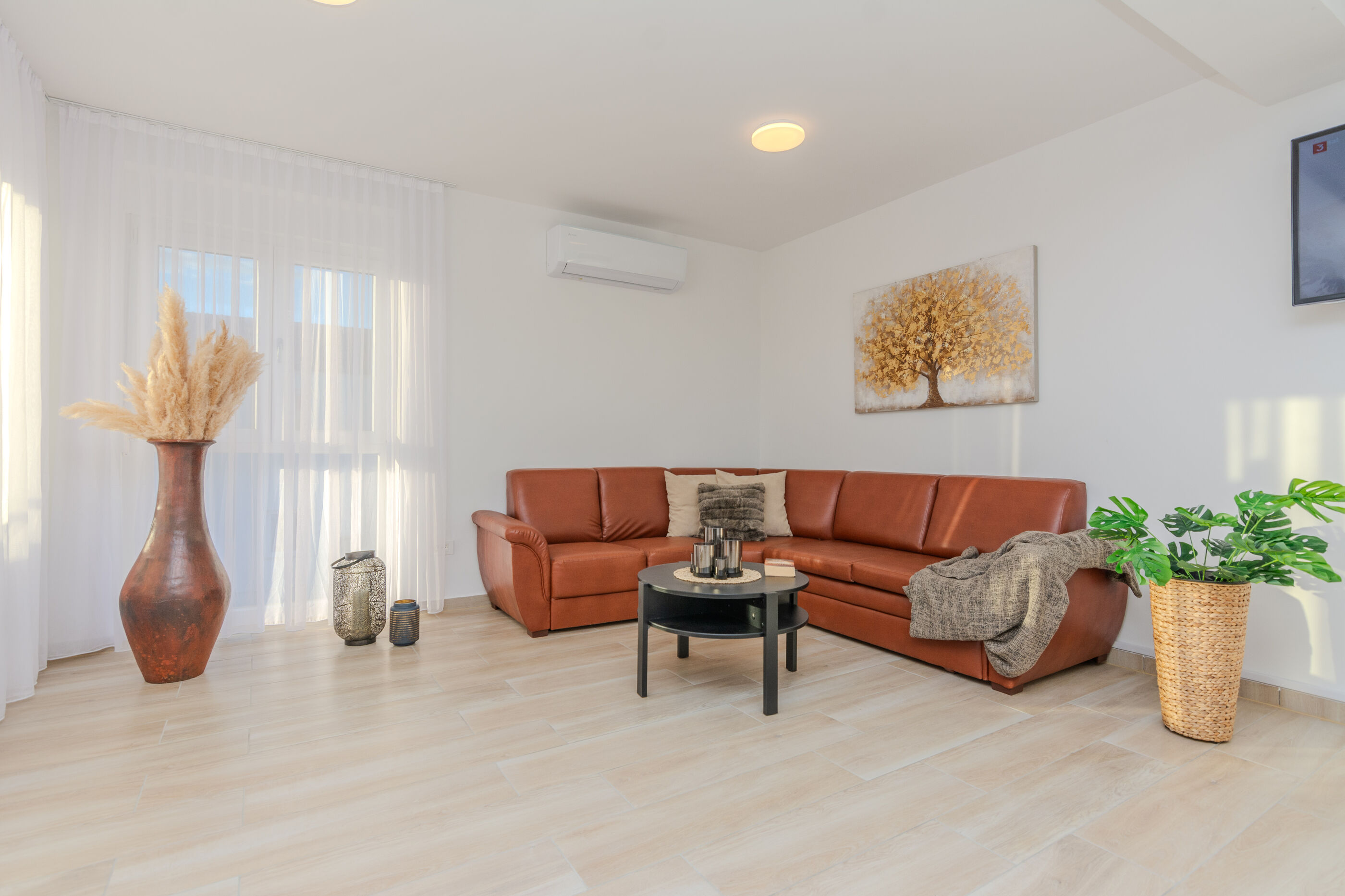 Apartment Ivic 30629-A1