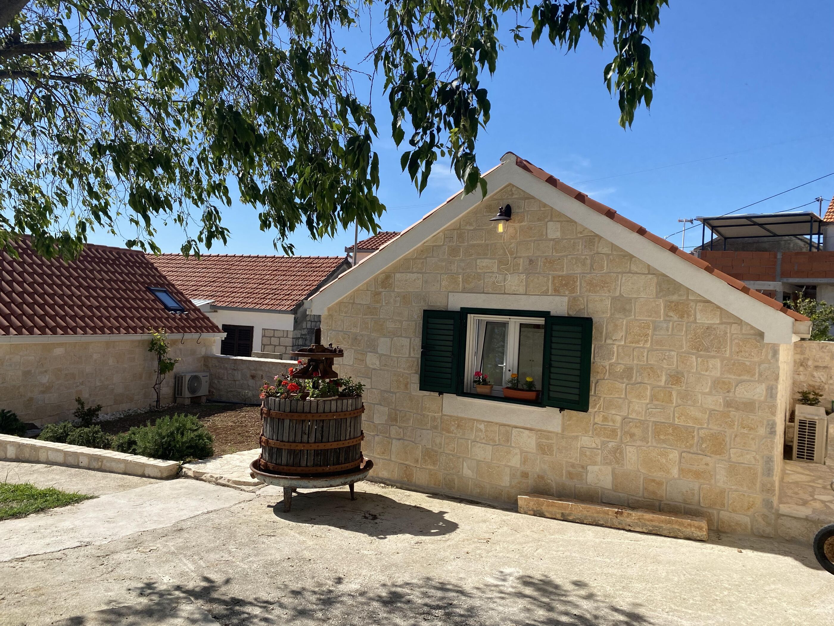 House Little Flower 2 99443-K1