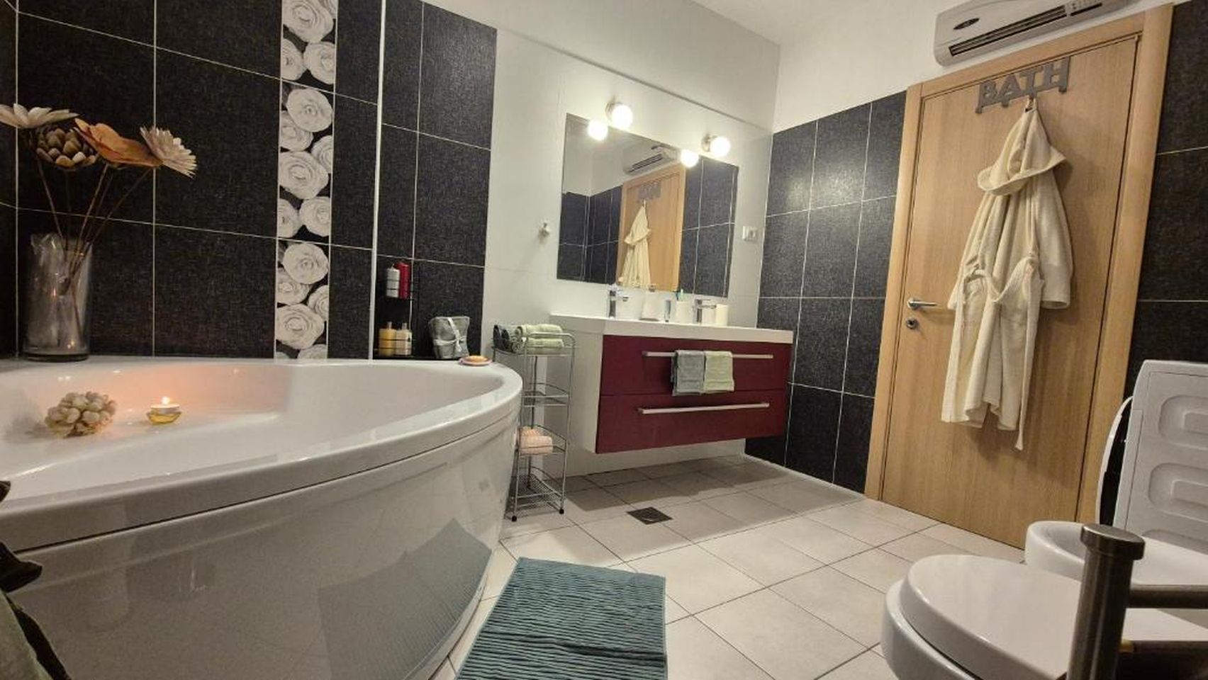 Apartment Family 99471-A1