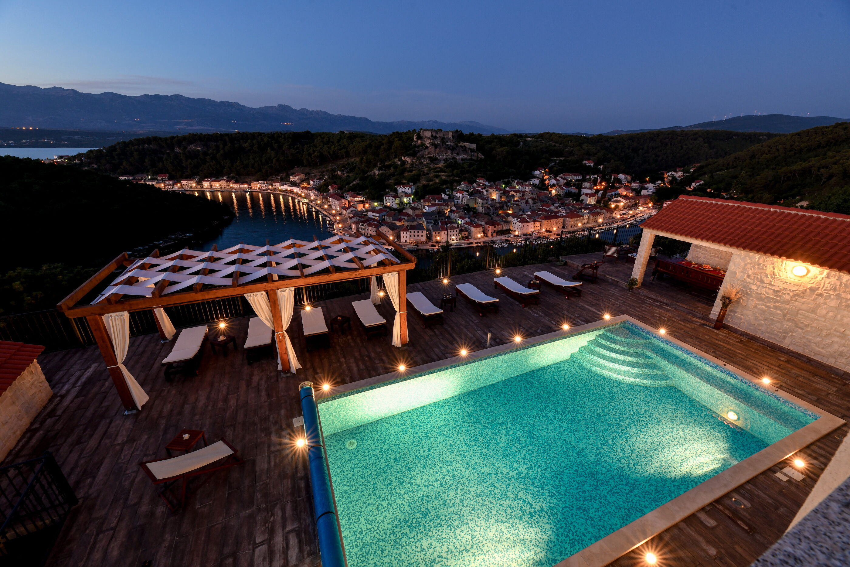 Apartments Lucija 77282-A2