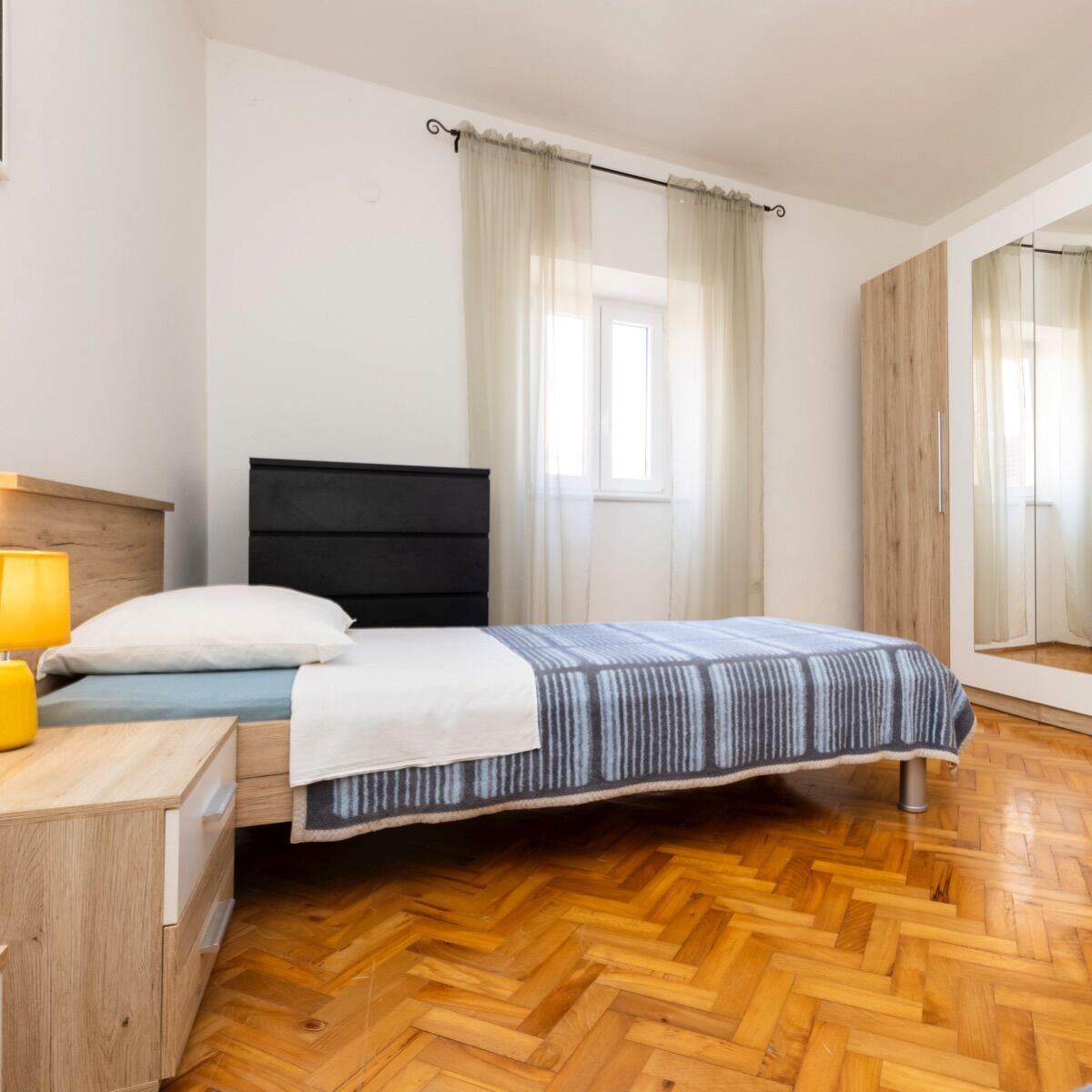 Apartment J&T 64431-A1