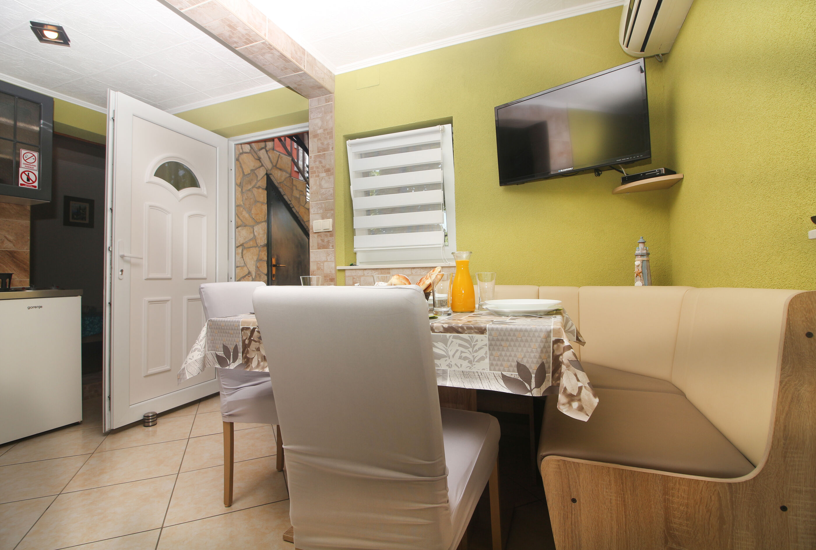 Apartments Goran i  Marina 99491-A2
