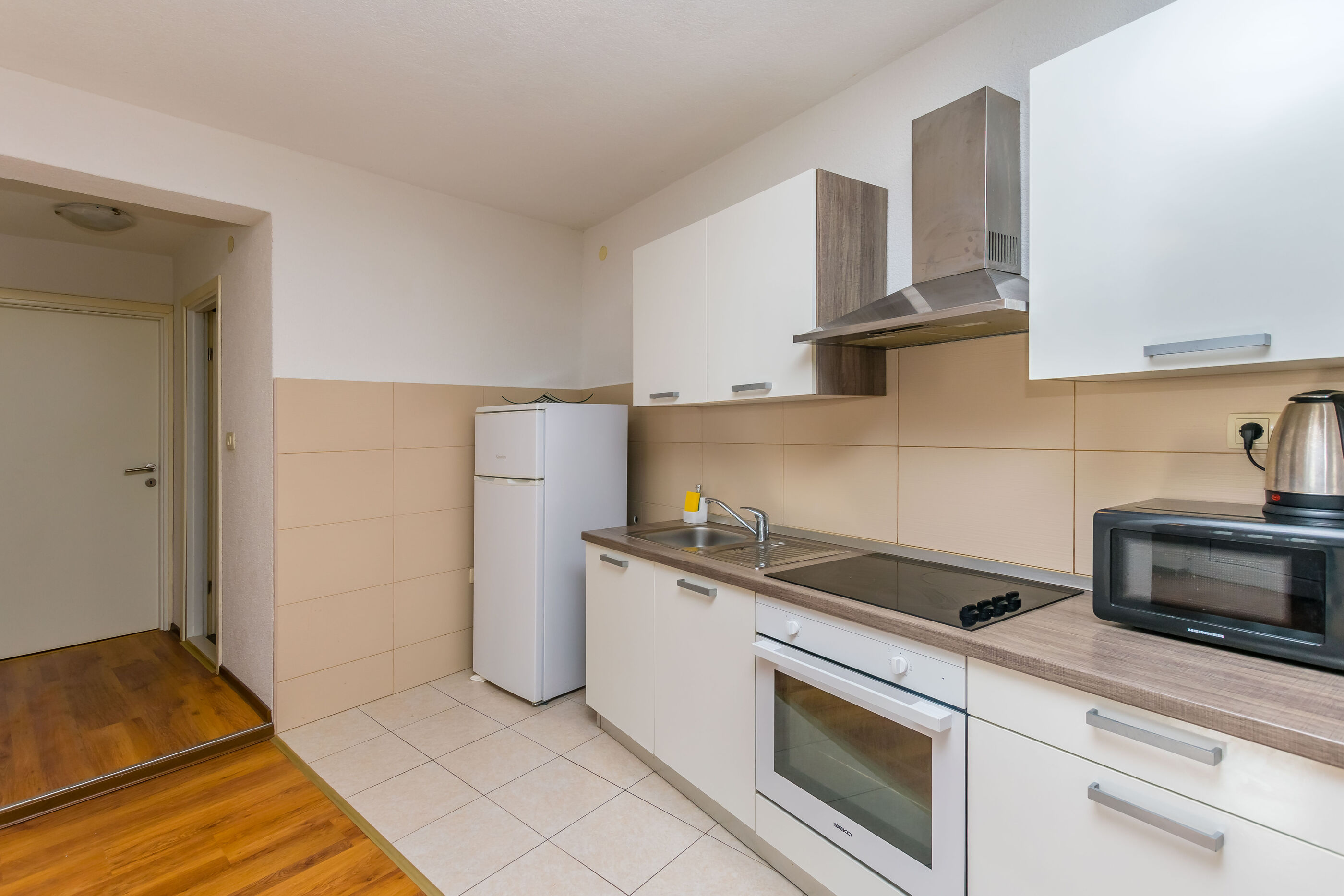 Apartments Ivanka 99301-A1