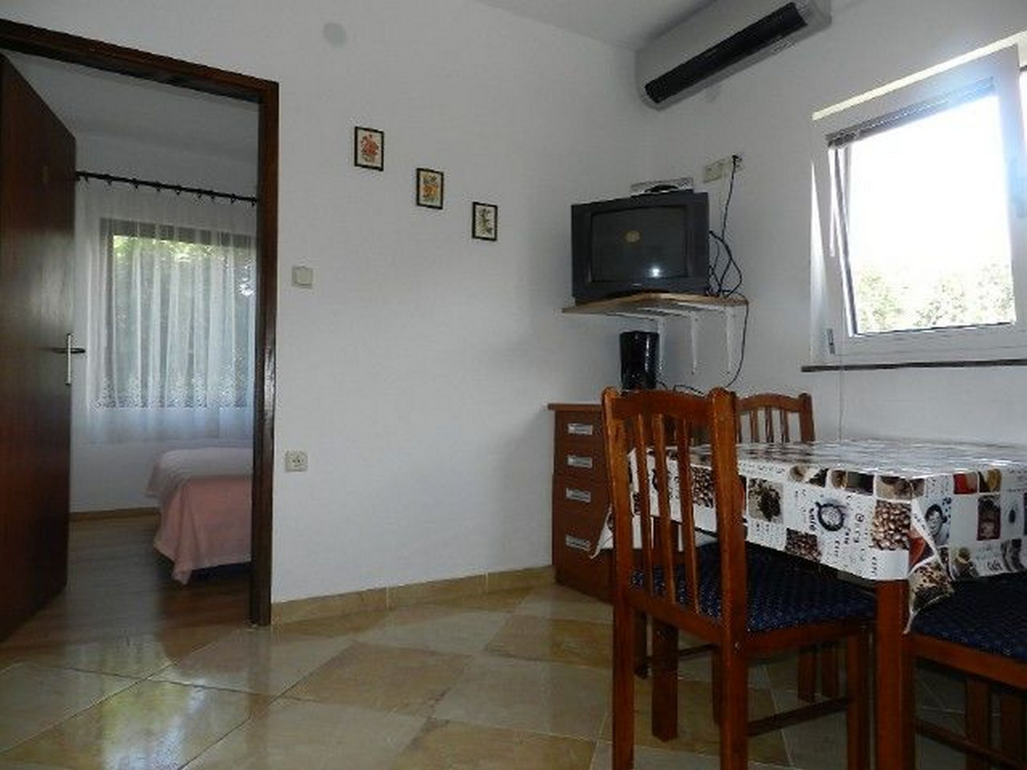Apartments Ivan 13792-A6