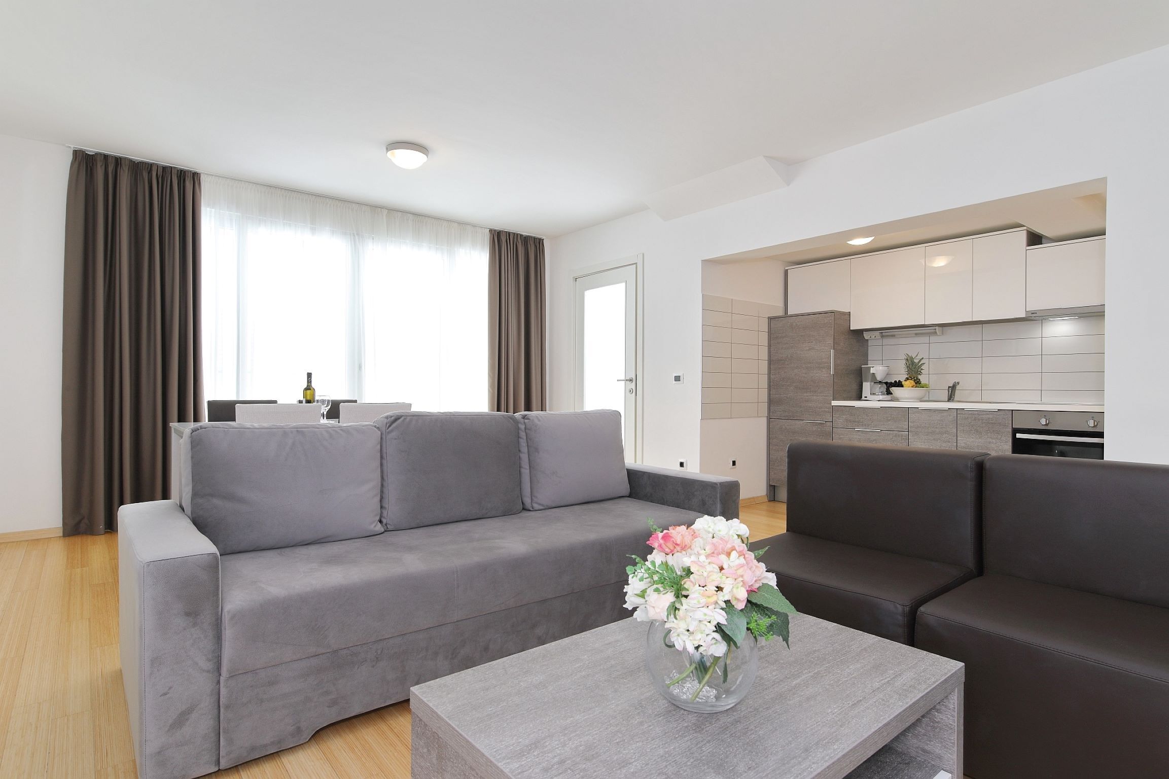 Apartments Sunnyside 59751-A1