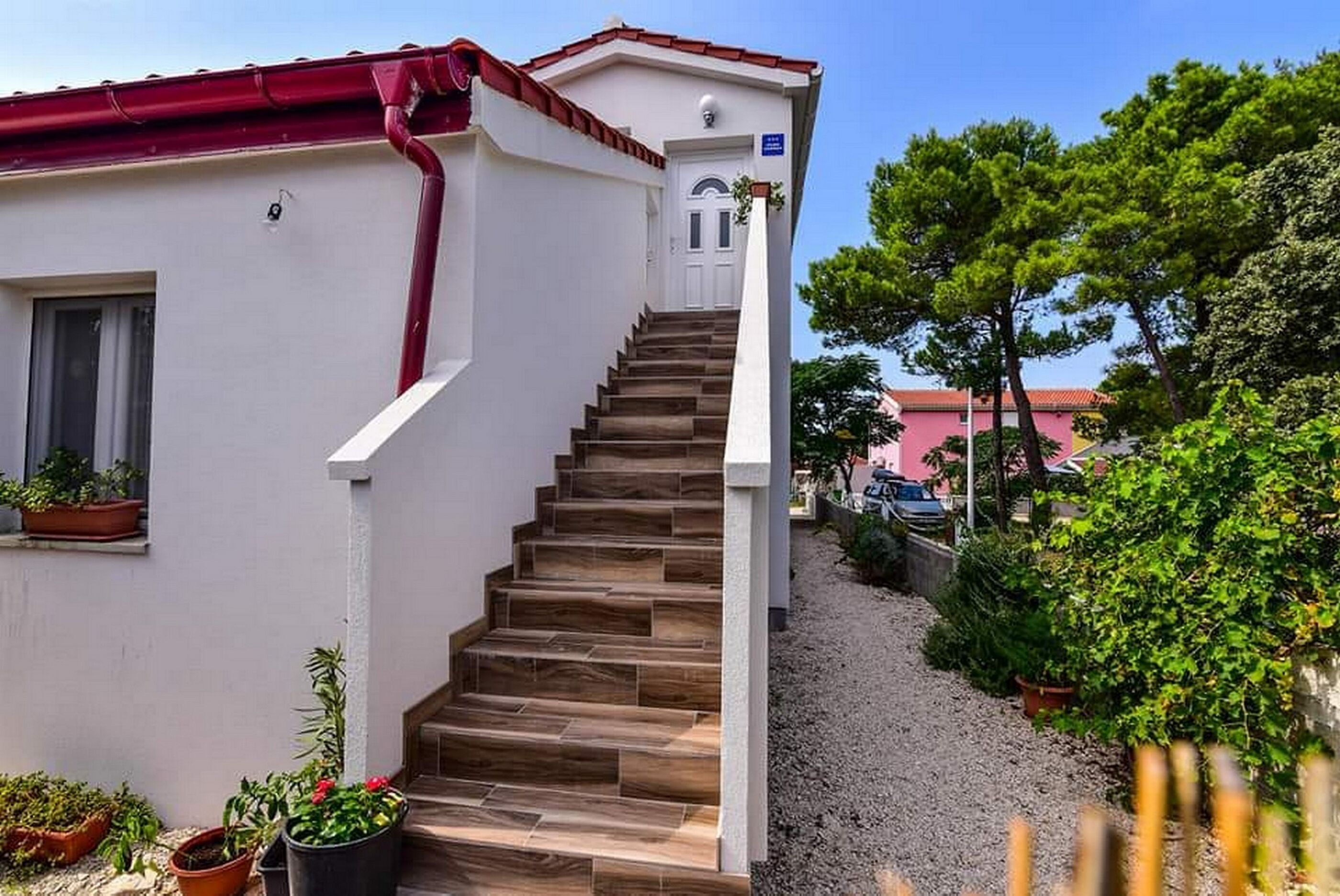 Apartment Dili Accommodation in Vir