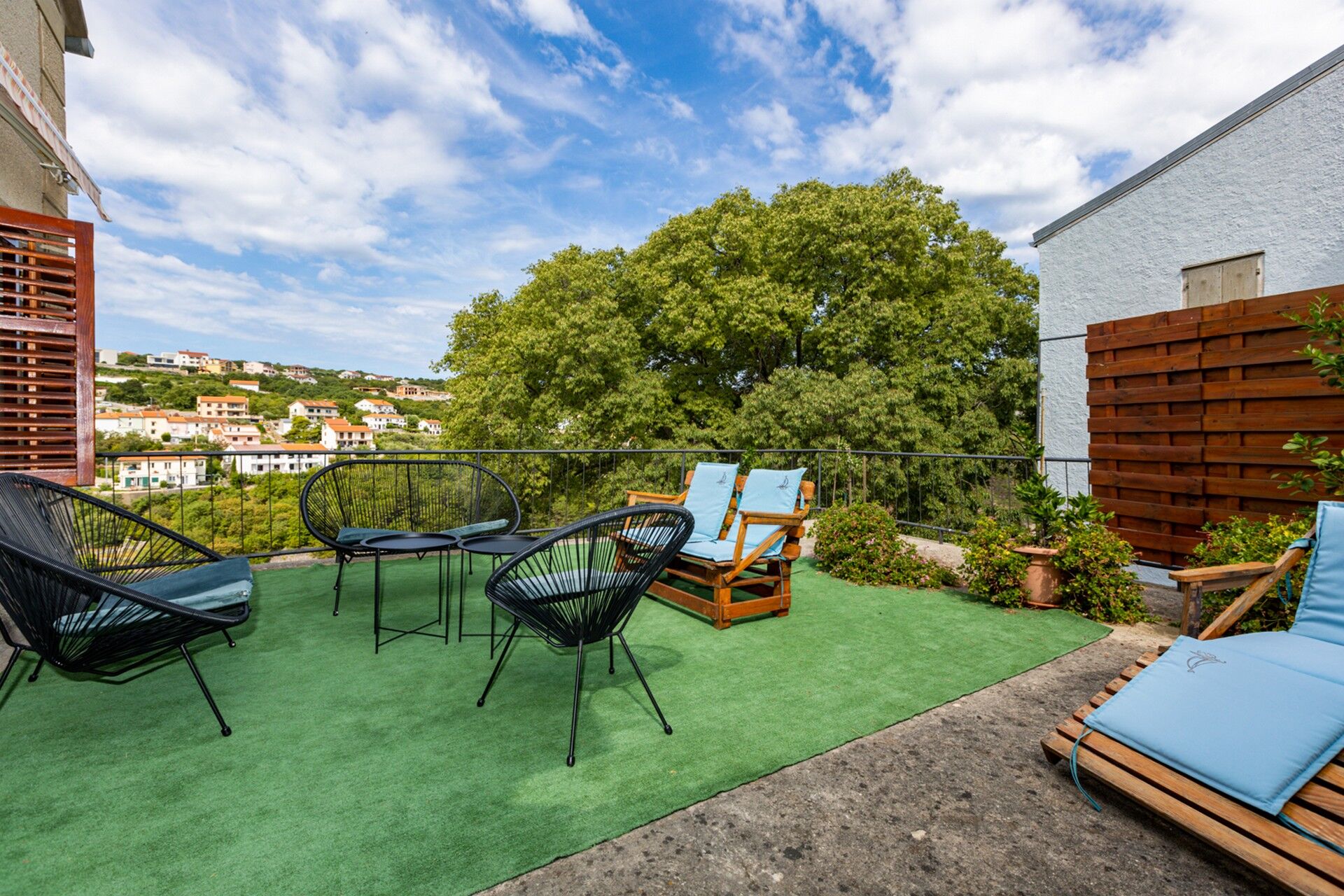 House Doris 63824-A1