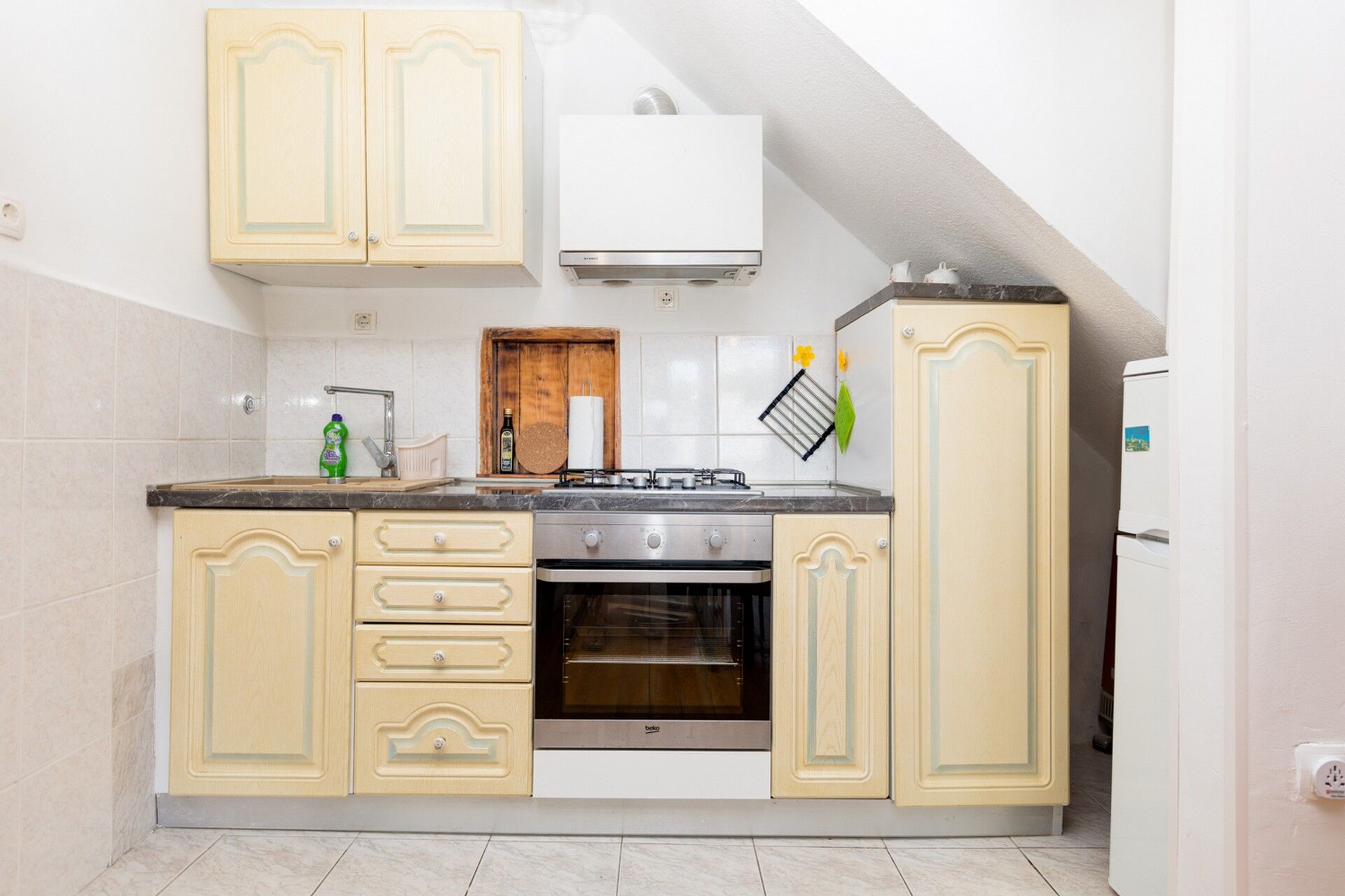 House Doris 63824-A1