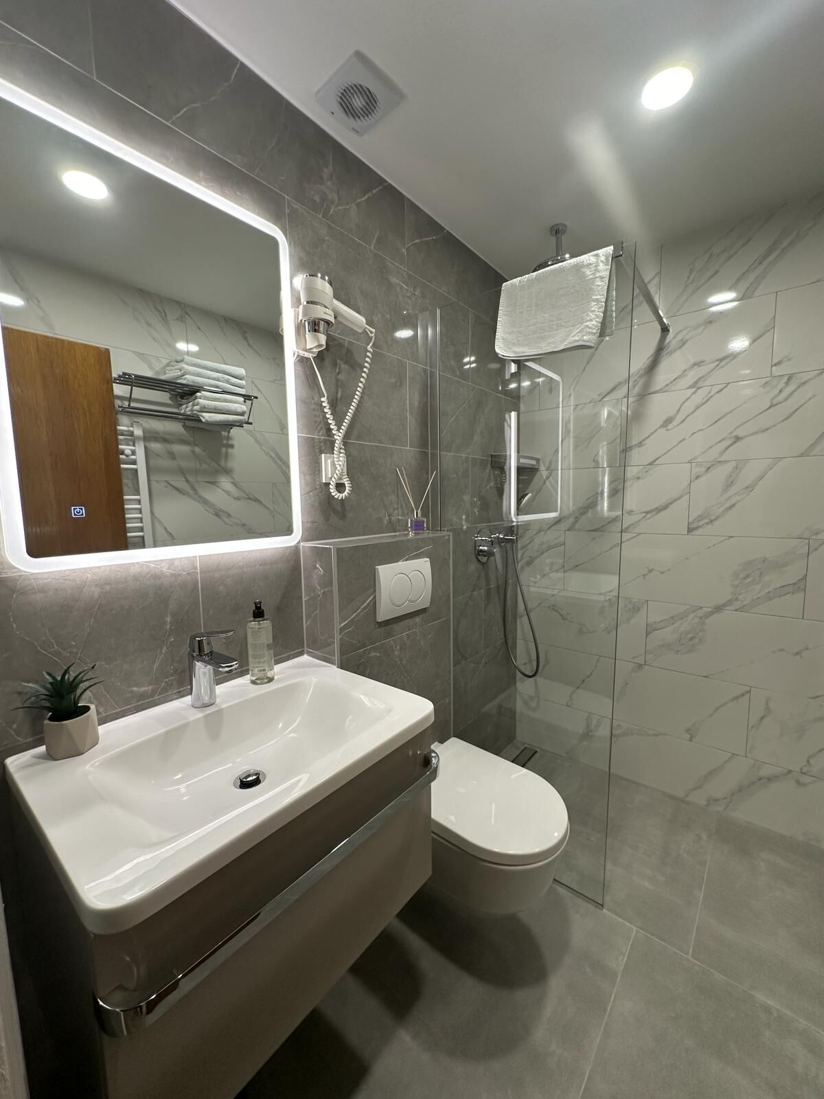 Apartments and Rooms Villa Marija 99551-A7