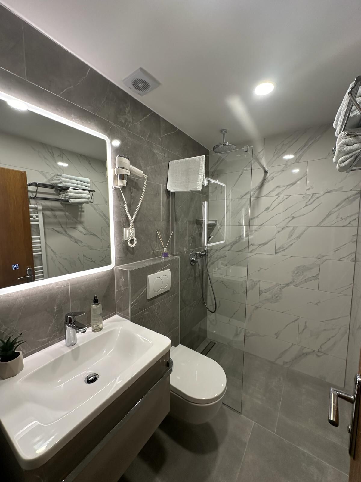Apartments and Rooms Villa Marija 99551-A7