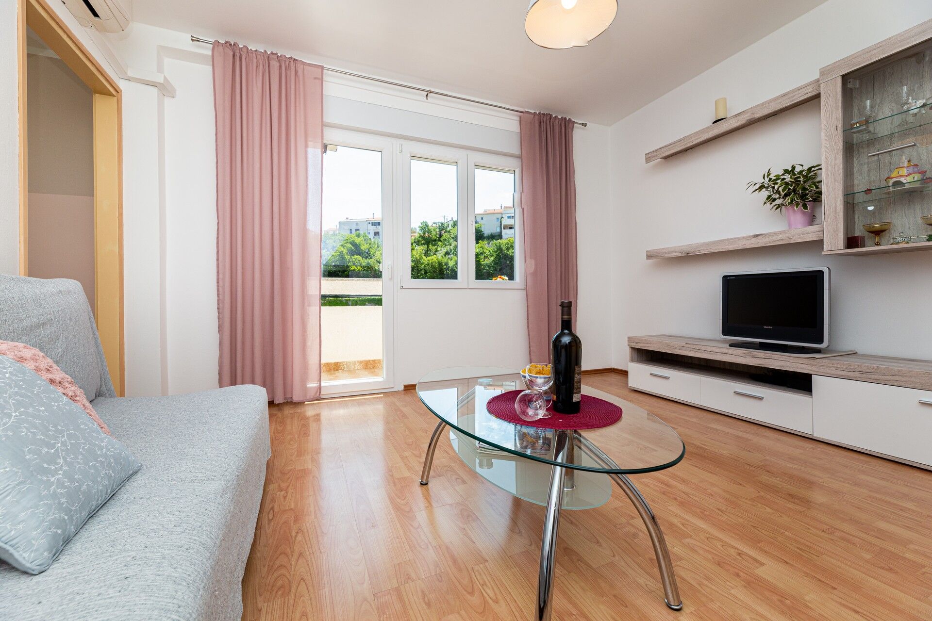 Apartment Sanja 63801-A1