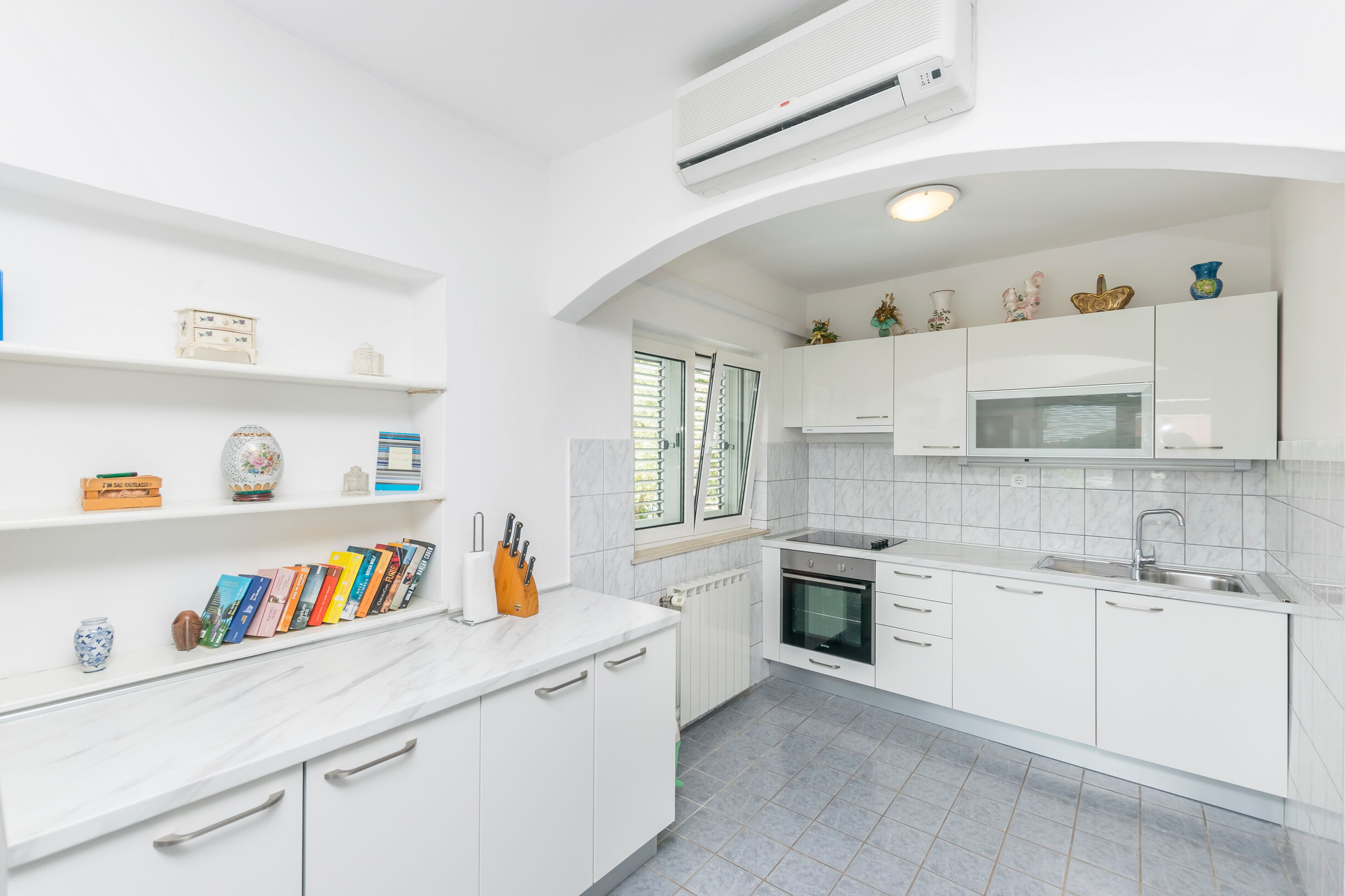 Apartments Rosanda 20441-A1