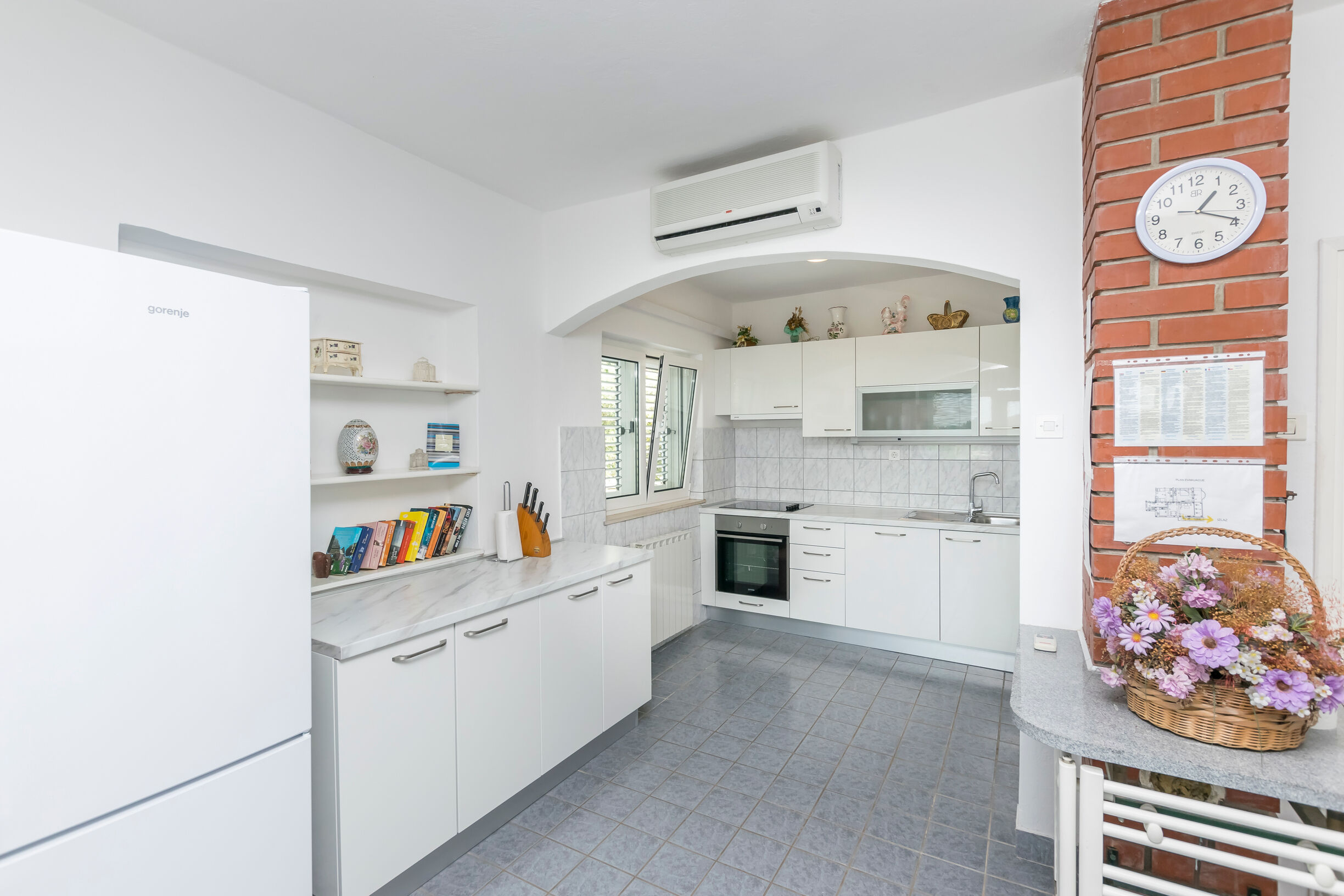 Apartments Rosanda 20441-A1