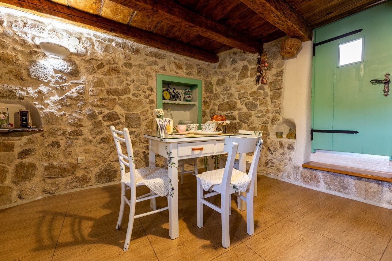 House Parona 63822-A1