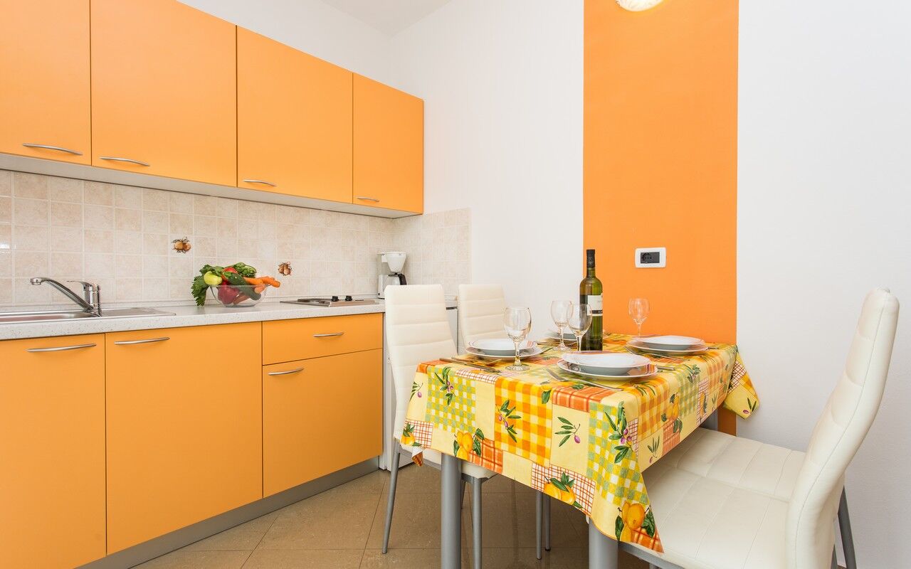 Apartment Denis 63831-A2