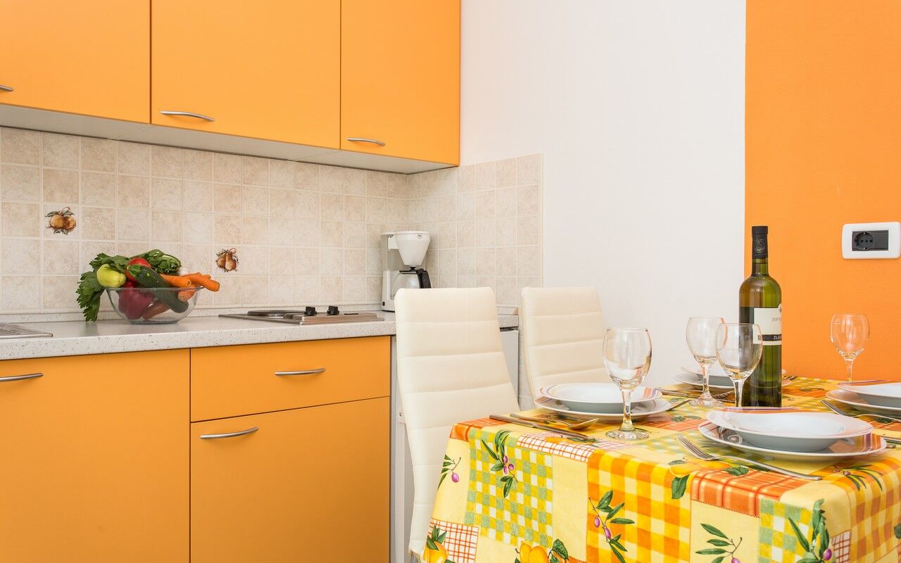 Apartment Denis 63831-A2