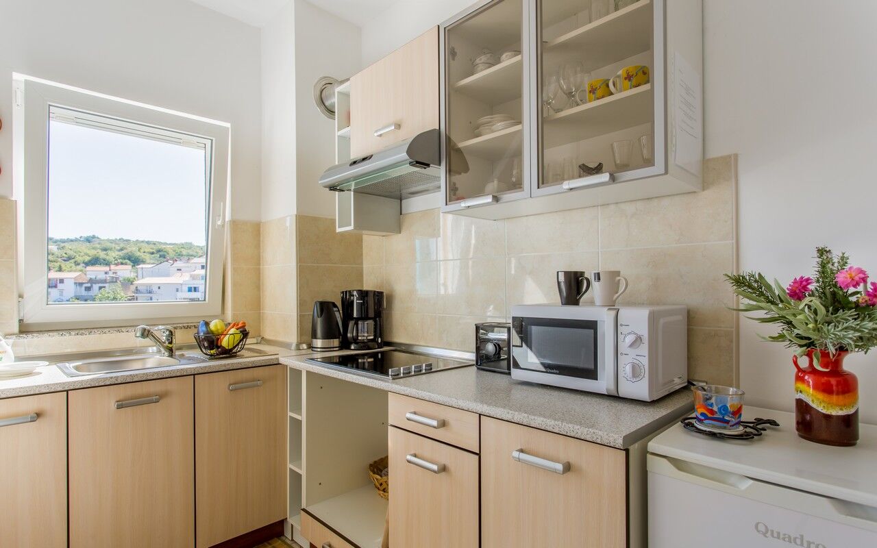 Apartment Dora 63851-A1