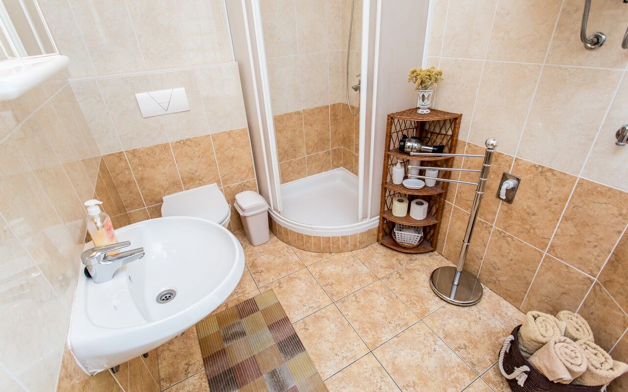 Apartment Dora 63851-A1