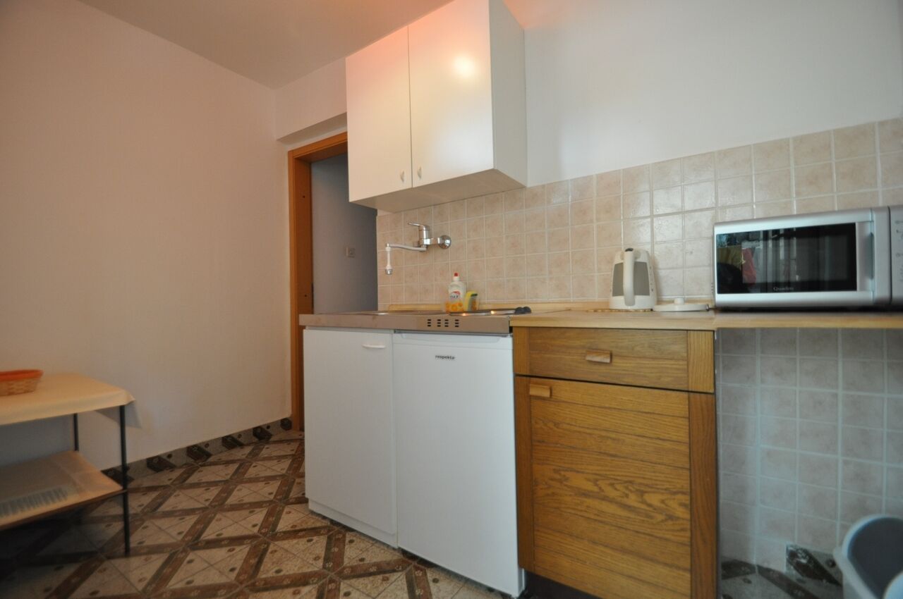 Apartments Mate 63931-A1