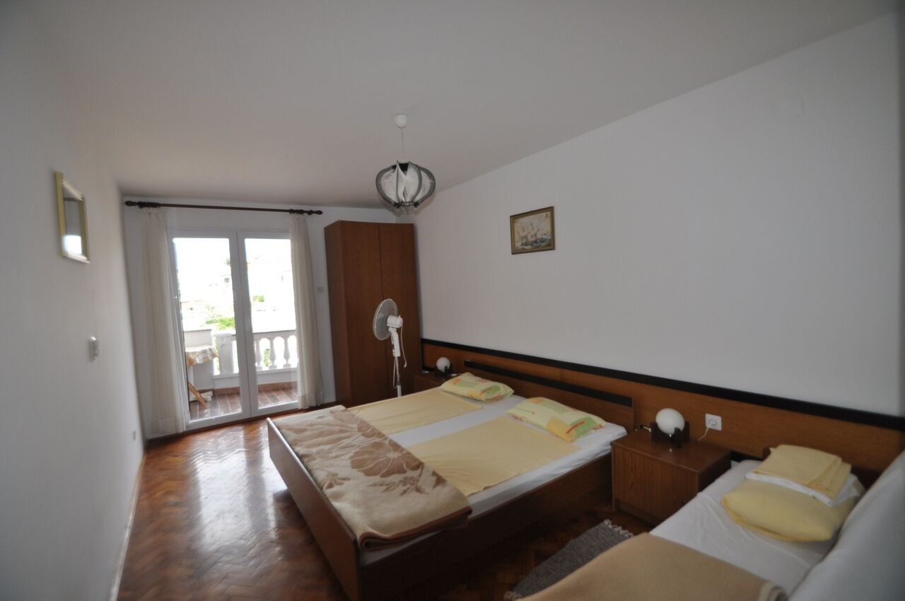 Apartments Mate 63931-A1