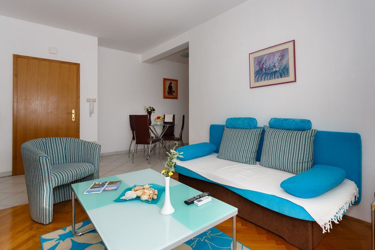 Apartment Meri 63971-A1