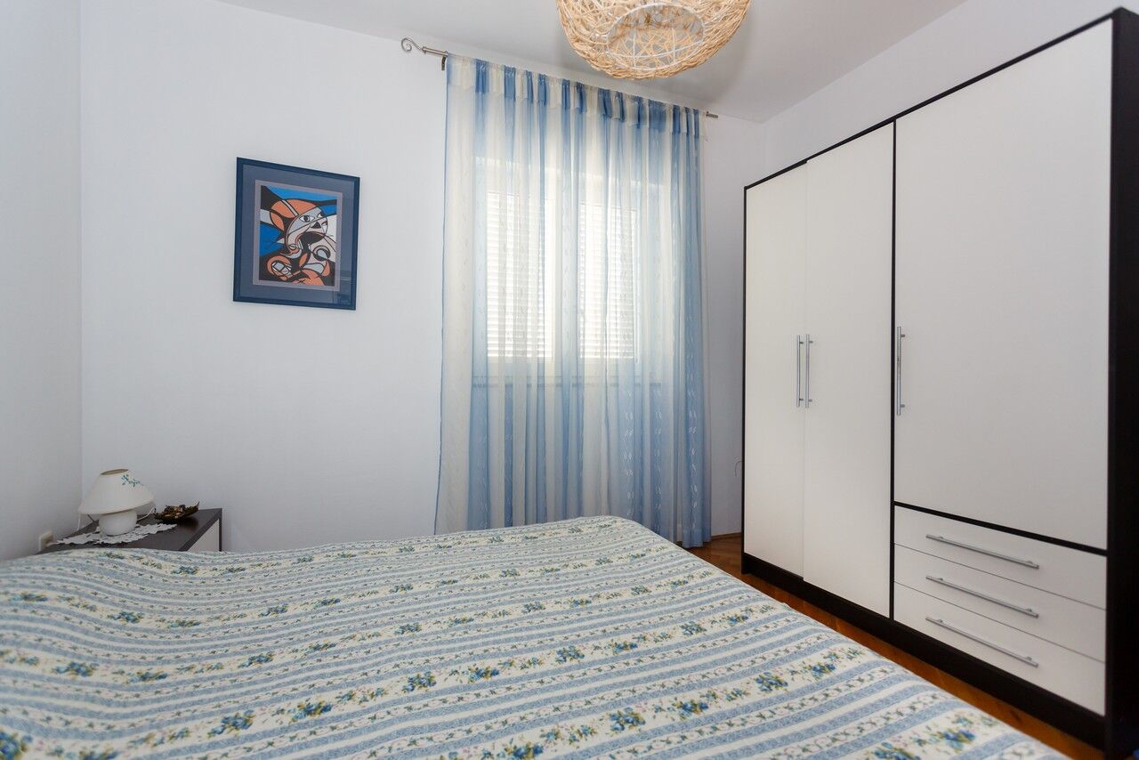 Apartment Meri 63971-A1