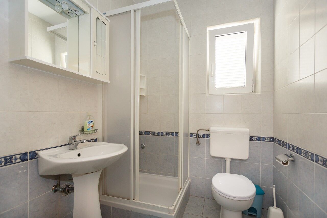 Apartment Meri 63971-A1