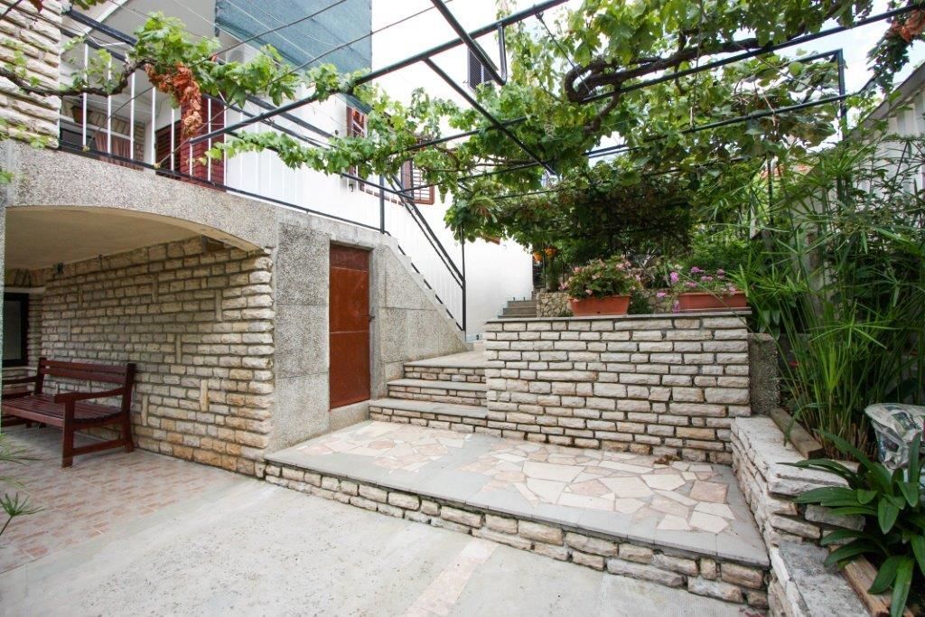 Apartment Nela 65872-A2