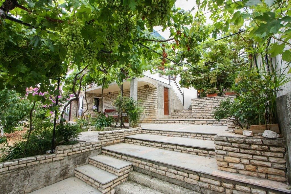 Apartment Nela 65872-A2