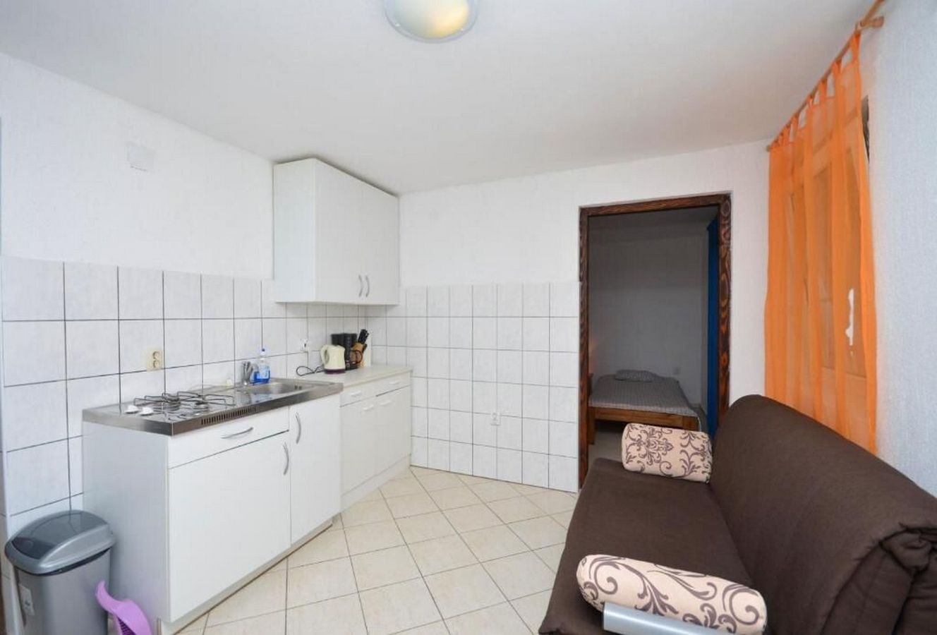 Apartments Mira 57081-A1