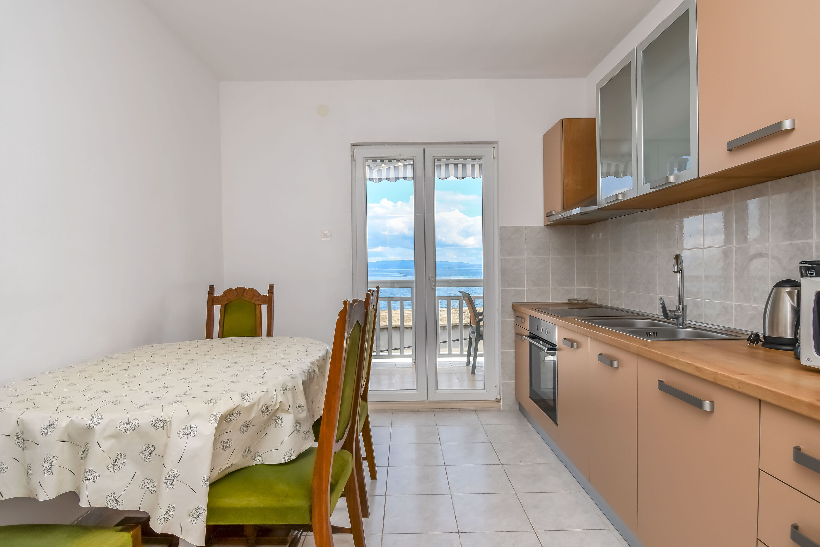 Apartments Vinka 38131-A2