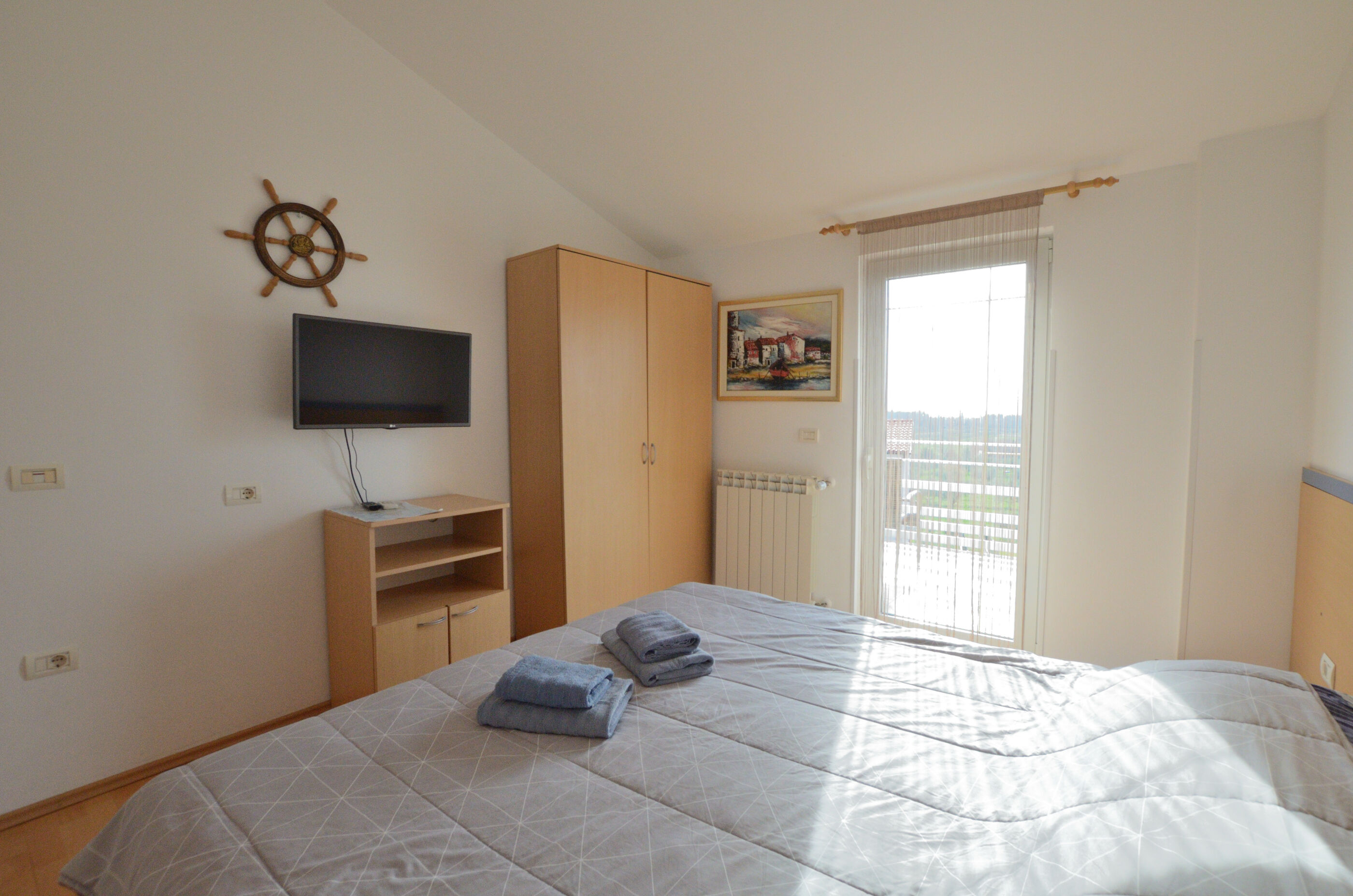 Apartments Emil 99021-A1