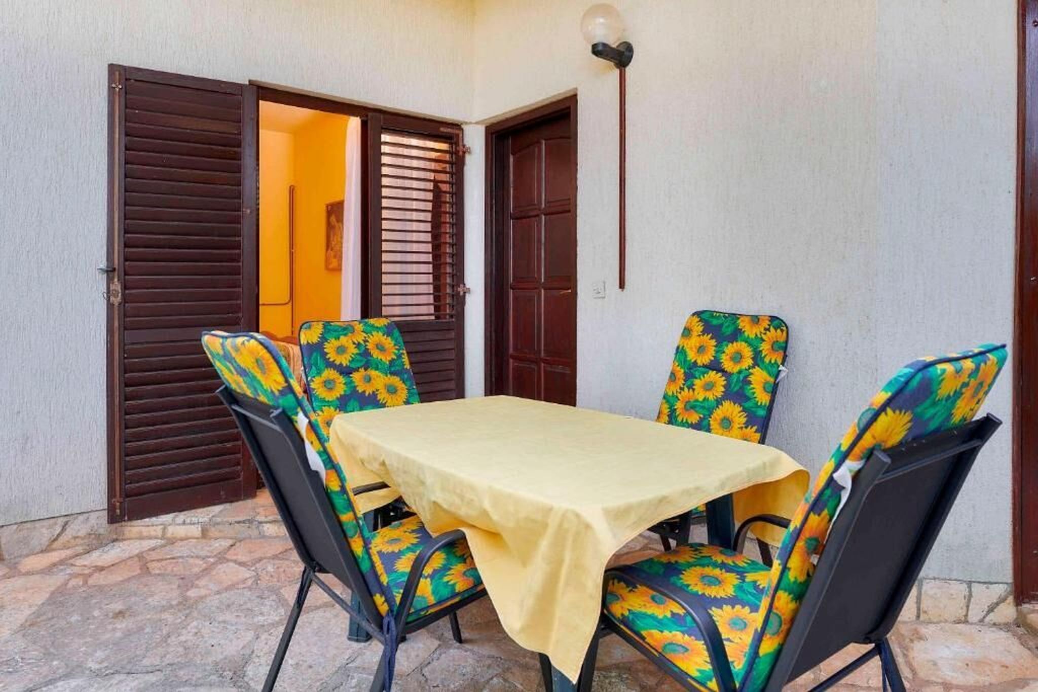 Apartments Davorka 71751-A1