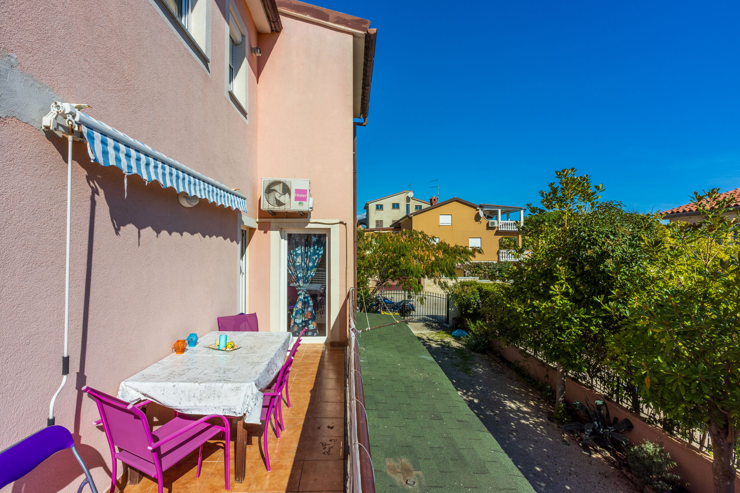 Apartments Davor 71861-A1