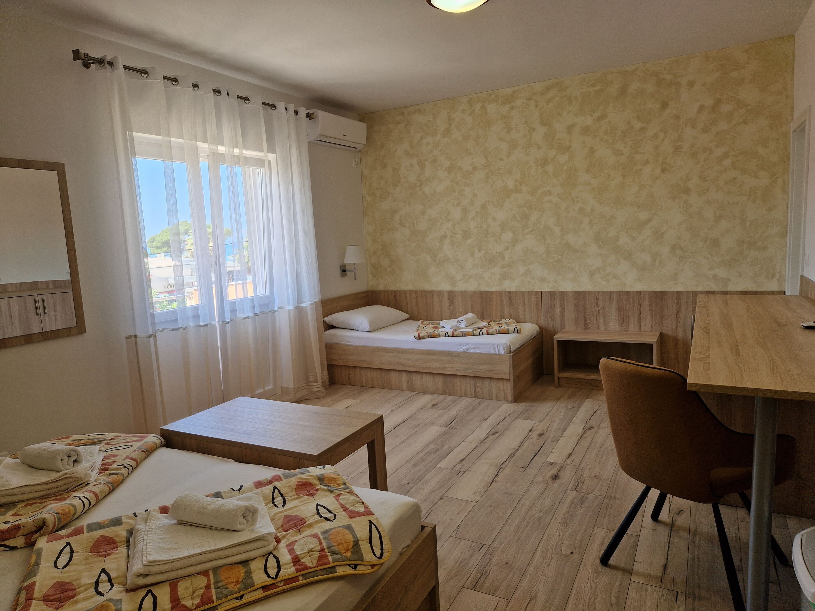 Apartment and Rooms Amenka 20101-S2