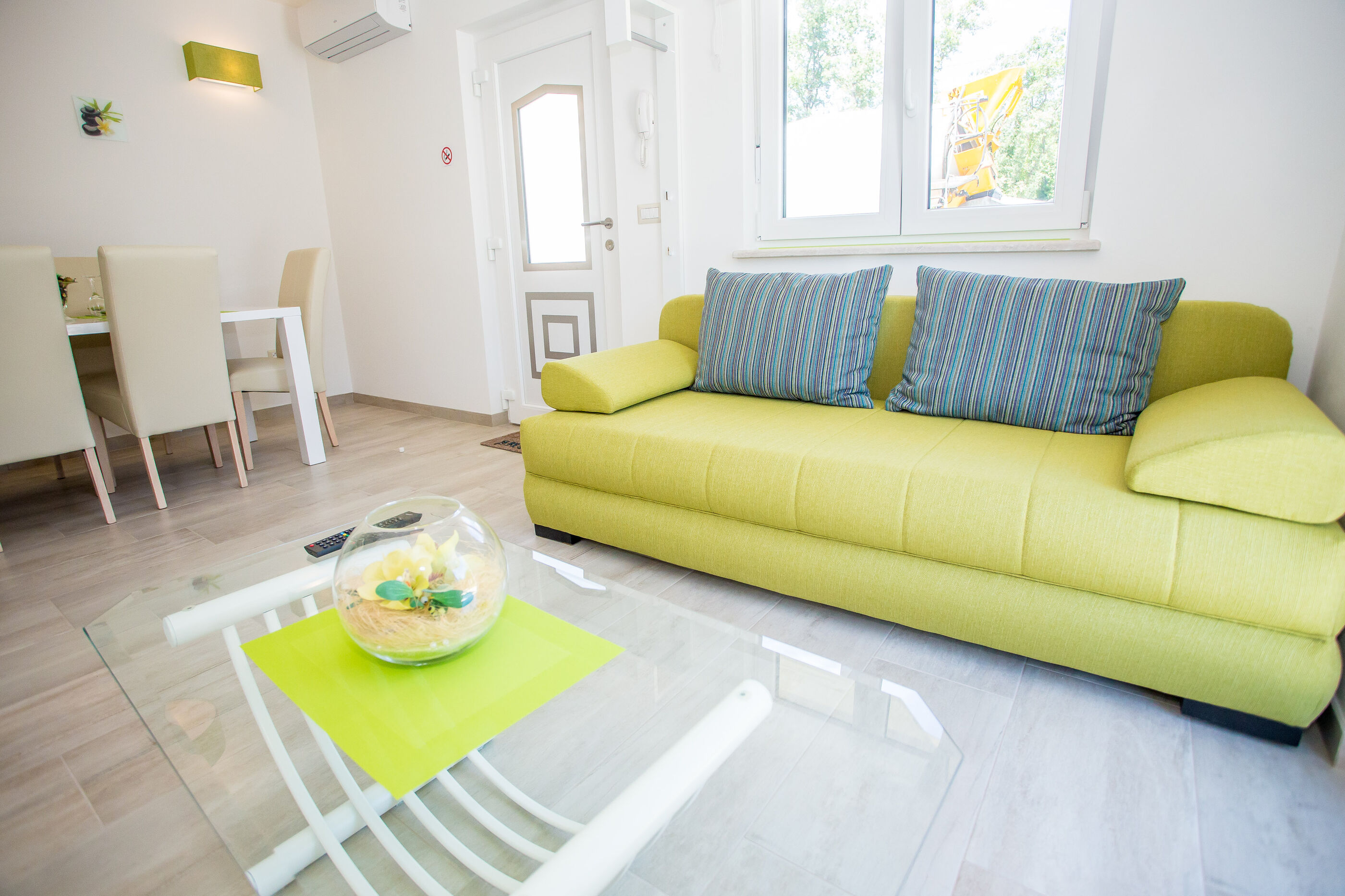 Apartment Birikina 3 s bazenom 64729-A1