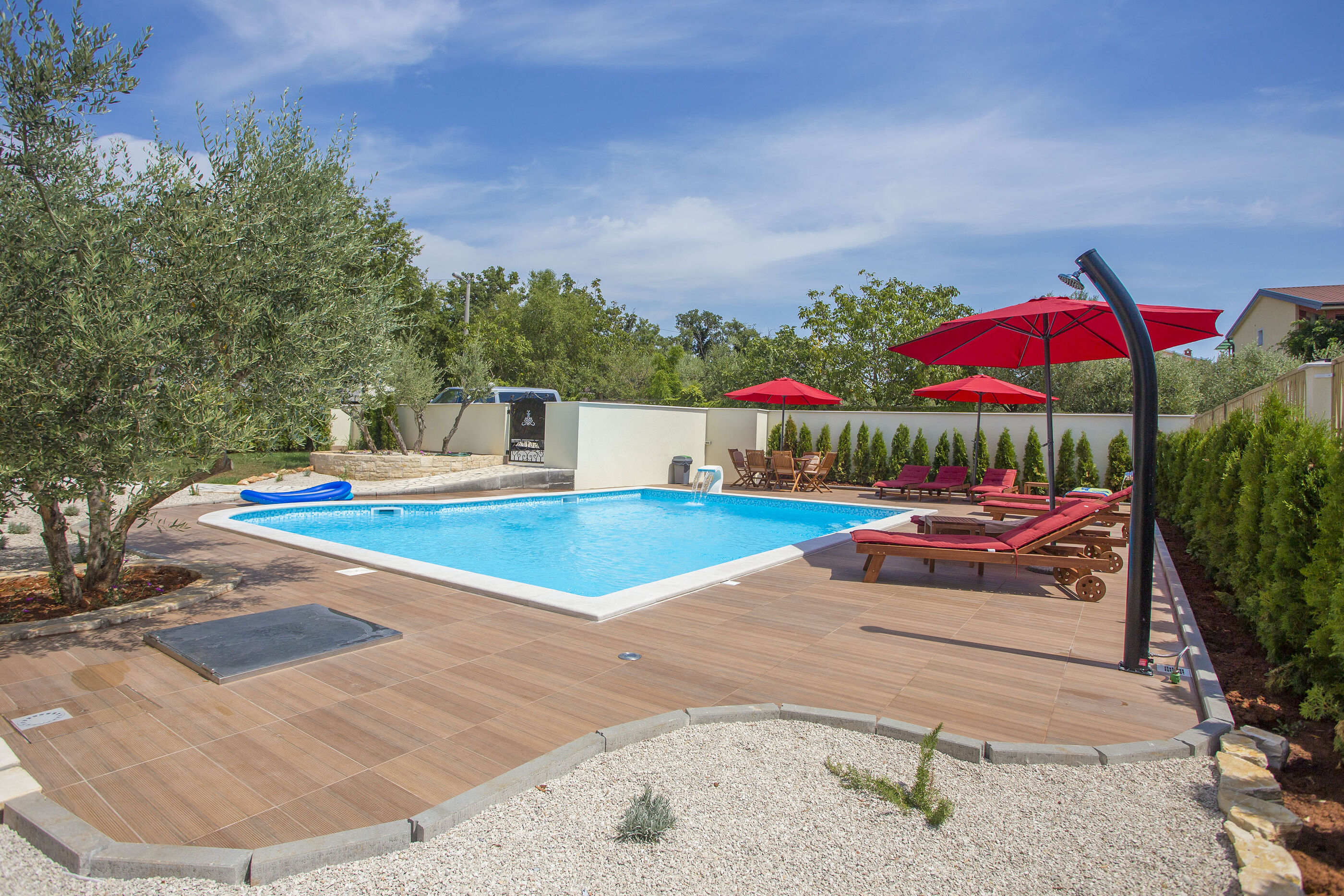 Apartment Birikina 3 s bazenom 64729-A1